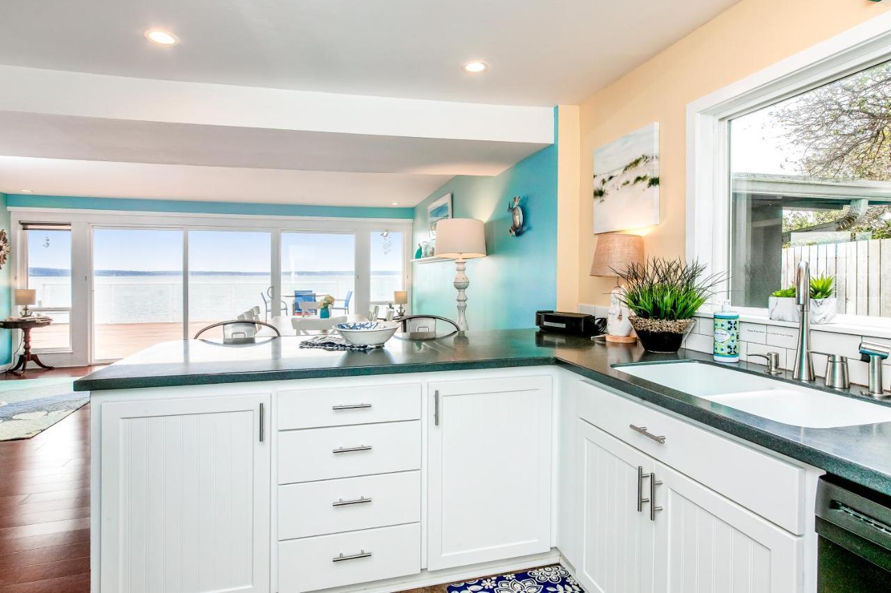 Spyglass Beach House Freeland Exterior foto